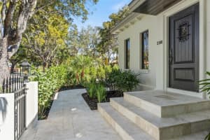 2100 Lake Avenue, West Palm Beach, FL 33401 - MLS#F10554007