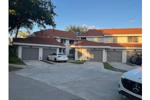 MLS# F10554024, Plantation, Florida 33324