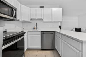 2660 8th Avenue, Fort Lauderdale, FL 33334 - MLS#F10554097