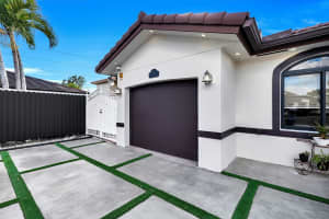 1170 85th Court, Miami, FL 33144 - MLS#F10554113