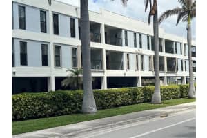 445 21st Avenue, Deerfield Beach, FL 33441 - MLS#F10554231