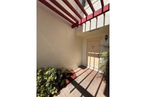 504 7th Square, Vero Beach, FL 32962 - MLS#F10554270