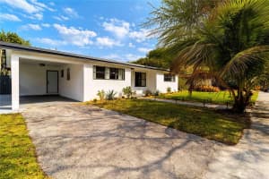 2515 207th Street, Miami, FL 33180 - MLS#F10554316