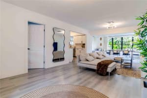 2515 207th Street, Miami, FL 33180 - MLS#F10554316