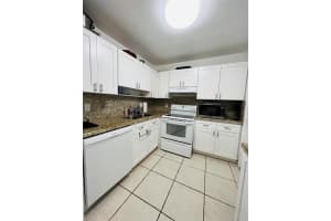 4040 Hills Drive, Hollywood, FL 33021 - MLS#F10554331