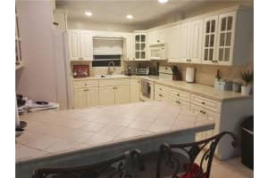 2210 Taylor Street, Hollywood, FL 33020 - MLS#F10554371