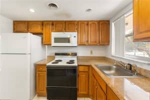 8081 Sunrise Lakes Drive, Sunrise, FL 33322 - MLS#F10554373