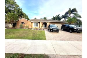 5040 Sw 117th Way, Cooper City, Fl 33330, Cooper City