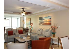 625 Oaks Drive, Pompano Beach, FL 33069 - MLS#F10554566