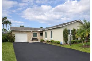 7203 Pine Manor Drive, Lake Worth, FL 33467 - MLS#F10554585