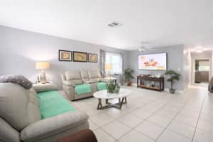 7203 Pine Manor Drive, Lake Worth, FL 33467 - MLS#F10554585