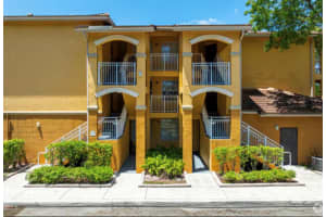 165 NW 96th Te 3306, Pembroke Pines, FL 33024, Hollywood, FL 33024 - MLS#F10554593