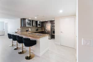 9400 Bay Harbor, Bay Harbor Islands, FL 33154 - MLS#F10554598