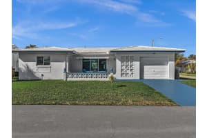 5711 84th Avenue, Tamarac, FL 33321 - MLS#F10554622