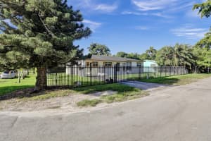 30 139th Street, North Miami, FL 33161 - MLS#F10554708