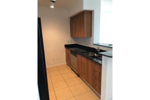 325 Biscayne Boulevard, Miami, FL 33131 - MLS#F10554728