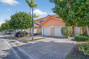 8204 Santa Monica Avenue, Tamarac, FL 33321 - MLS#F10554800