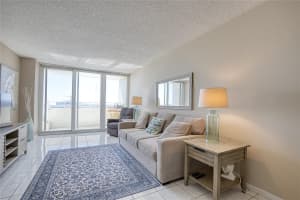 111 Briny Avenue, Pompano Beach, FL 33062 - MLS#F10554855