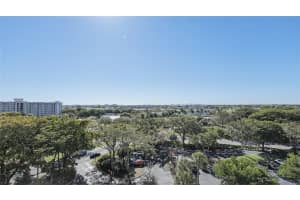 625 Oaks Drive, Pompano Beach, FL 33069 - MLS#F10554951