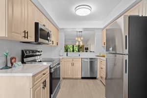 5087 Oak Hill Lane, Delray Beach, FL 33484 - MLS#F10555015