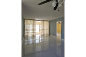 6000 64th Avenue, Tamarac, FL 33319 - MLS#F10555032