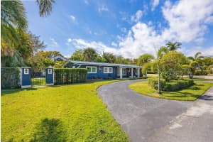 2624 30th Street, Fort Lauderdale, FL 33306 - MLS#F10555046