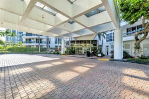 3500 Mystic Pointe Drive, Aventura, FL 33180 - MLS#F10555065