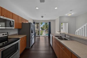 2725 8th Avenue, Wilton Manors, FL 33334 - MLS#F10555091