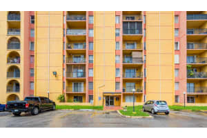 4801 7th Street, Miami, FL 33126 - MLS#F10555132