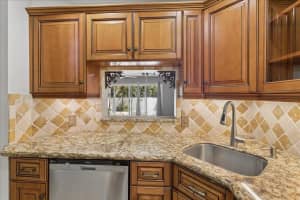 9500 1st Place, Coral Springs, FL 33071 - MLS#F10555155