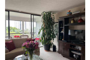 20500 Country Club Drive, Aventura, FL 33180 - MLS#F10555158