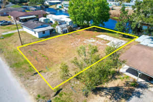 2937 21st Court, Okeechobee, FL 34974 - MLS#F10555160