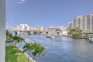 2900 30th Street, Fort Lauderdale, FL 33306 - MLS#F10555172