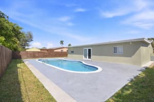 640 68th Terrace, Pembroke Pines, FL 33023 - MLS#F10555237