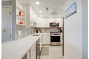 305 Pompano Beach Boulevard, Pompano Beach, FL 33062 - MLS#F10555363