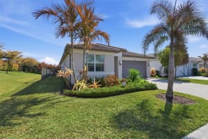 11717 Silver Creek Avenue, Port Saint Lucie, FL 34987 - MLS#F10555382