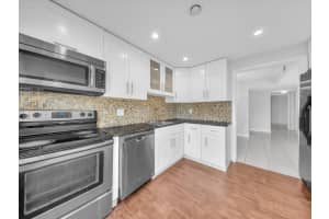 4156 Inverrary Drive, Lauderhill, FL 33319 - MLS#F10555411