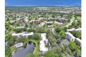 9480 Poinciana Place 304, Davie, Fl 33324, Davie