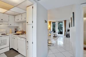 9480 Poinciana Place, Davie, FL 33324 - MLS#F10555447