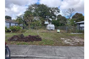 3023 7th Street, Fort Lauderdale, FL 33311 - MLS#F10555490