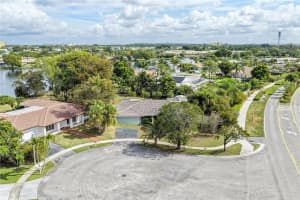16770 Lakeview Court, Weston, FL 33326 - MLS#F10555499