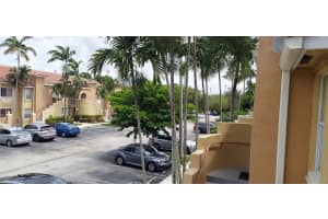 621 78th Terrace, Pembroke Pines, FL 33024 - MLS#F10555575