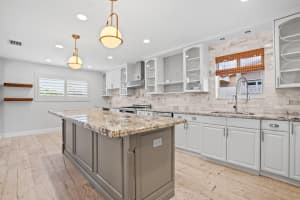 4215 Roosevelt Street, Hollywood, FL 33021 - MLS#F10555587