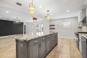 4215 Roosevelt Street, Hollywood, FL 33021 - MLS#F10555587