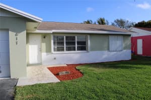611 1st Avenue, Boynton Beach, FL 33426 - MLS#F10555602