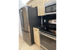 1200 Hibiscus Avenue, Pompano Beach, FL 33062 - MLS#F10555629