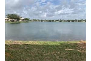 432 Lakeside Drive, Margate, FL 33063 - MLS#F10555657