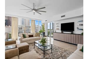 333 Las Olas Way, Fort Lauderdale, FL 33301 - MLS#F10555658