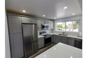 2010 Federal Highway, Boynton Beach, FL 33435 Sold 04/03/26