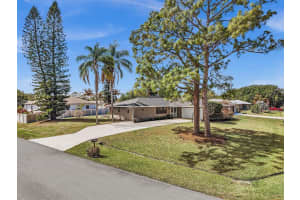 2002 Aneci Street, Port Saint Lucie, FL 34984 - MLS#F10555667